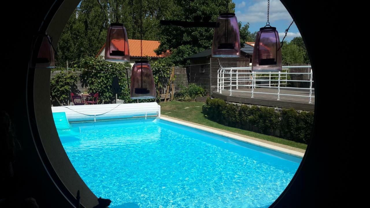 Gite Calme #2 Ou 3 Pers #Piscine #Cholet #Wifi Haut Debit #Travailleurs Thales Lacroix Et Autres Entreprises #Petits Dejeuners Et Repas Possibles Sur Demande Le May-sur-Evre エクステリア 写真